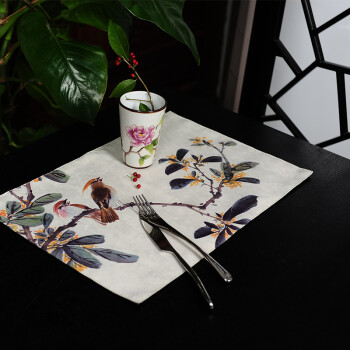 
                                        吉祥家 新中式餐垫加厚隔热垫 鹂语芳菲 水墨花鸟餐桌垫子创意餐厅西餐垫碗垫盘垫杯垫桌垫子 餐垫燕歌行-墨色底25*43cm                