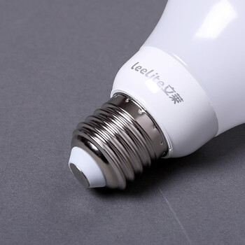 立莱 led灯泡 圆形超亮e27大螺口led球泡节能灯具 8W 白光