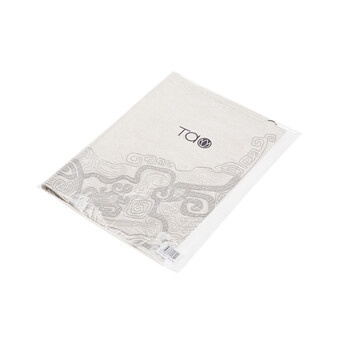 
                                        Tao源于美国 原创设计简约质朴铜器纹绣花亚麻棉餐垫                