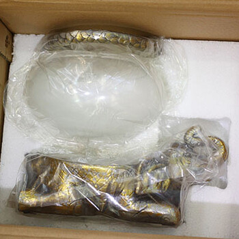 
                                        家居装饰摆件 招财吉祥桌面小鱼缸 迷你型生态鱼缸 玻璃 生日礼物                