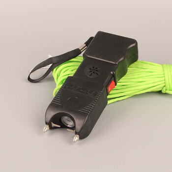 军兴户外巡逻狼牙棒高压电棍女子防狼电棒警