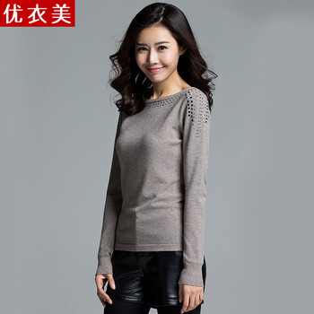 优衣美WA秋冬女装2015新品 钉钻一字领打底针织衫女套头长袖15132 浅驼色 M