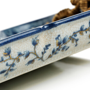
                                        蒂高美居（DECO） 复古青花瓷镶铜水果盘欧式客厅糖果盘摆件 83-1146                