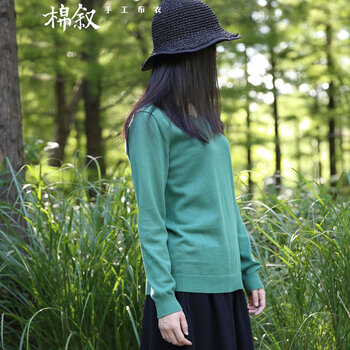
                                        棉叙 第4536页《暮雨》春装原创设计基本款V领套头毛衣针织衫女 红色 均码                