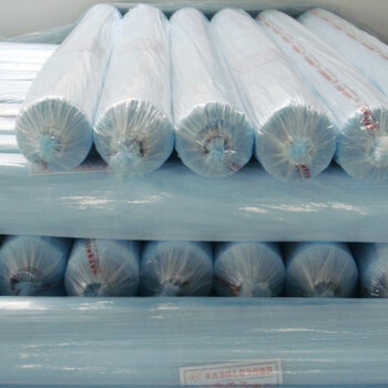 凌玮科技：公司通过长期的产品研发、生产技术工艺的不断优化形成了独特的生产技术工艺研发出了具有自主知识产权的消光剂、吸附剂、塑料薄膜开口剂以及二氧化硅防锈颜料