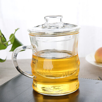 
                                        
                                                            【京东超市】品茶忆友 玻璃茶具 茶杯耐热玻璃杯水杯茶漏茶滤三件杯 jp-09竹节杯                