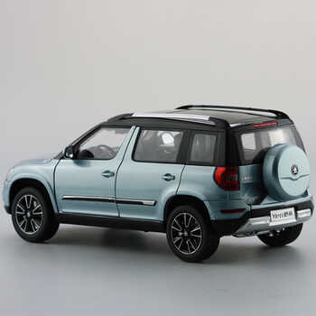 买一送四,送金属车牌自定义车牌号(需留言),手套,擦车布,汽车防滑垫