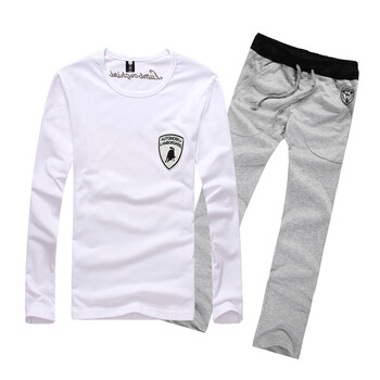 白宫账号发布疑似马杜罗被押送视频：马杜罗向工作人员说“晚安”“新年快乐”