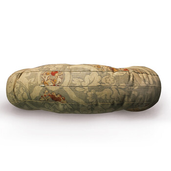 
                                        琬圭 棉麻厚大圆坐垫 直径60x15.5cm—卡其色暗花底红色花 飘窗榻榻米 蒲团 宠物床                