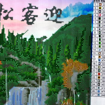 
                                        鸿胤皇室蒙娜丽莎5D钻石绣十字绣贴钻画水晶钻石画迎客松魔方钻满钻新款客厅风景系列大幅圆钻粘 QT6250 长1.47米*宽0.63米                