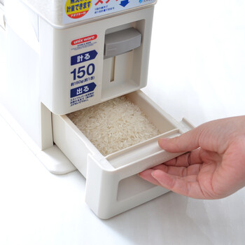 
                                        ASVEL日本计量储米箱米桶塑料米缸6kg/12kg带滑轮厨房防潮面粉桶 12kg                