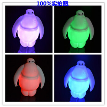 超能陆战队大白钥匙扣大白包包挂件创意发光发声钥匙扣汽车摆件公仔抱靠枕U型枕创意礼物送 Q版白加红钥匙扣一对 质量保证拍下后第二天发货急件不接