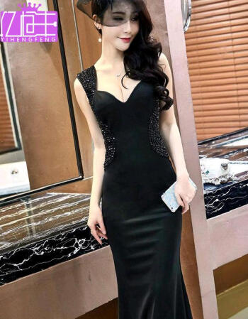哥姿秀2018春装女夜店夜总会抹胸v领性感连衣裙拖地长裙欧美晚礼服