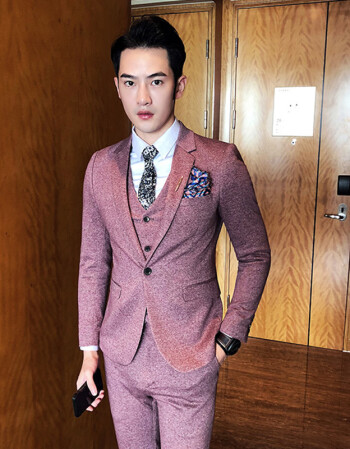 男士修身西服套装三件套韩版结婚新郎礼服帅气 粉红色 175