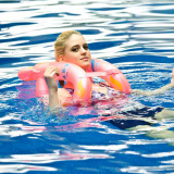 泳乐宝 充气加厚小孩儿童肩部圈 游泳圈 成人救生浮圈 浮潜装备 粉色 L(建议身高155-170CM)