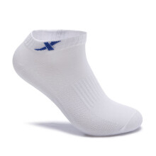 特步（XTEP）运动袜男士短袜子男潮流透气舒适柔软弹力健身跑步运动短筒袜子 白 均码