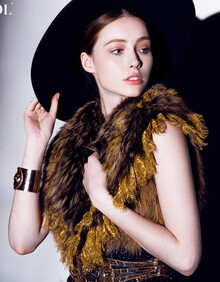 <em>芭欧</em> 2013秋冬新品 欧美狐狸毛领貉子毛女士皮