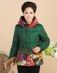 俏衣莎冬季新款大气印花时尚中<em>老年女式棉服</em>短
