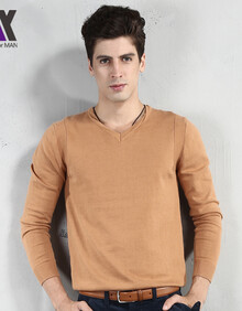 AY 2014春装新款V领扭边<em>挂肩</em>套头<em>毛衣</em>针织衫