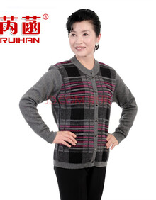 芮菡女装秋冬装新款<em>条纹</em>纽扣<em>开衫</em>中<em>老年人</em>羊绒