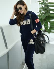 娜美莎琪<em>可货到付款女装</em>美少女天鹅绒运动套大