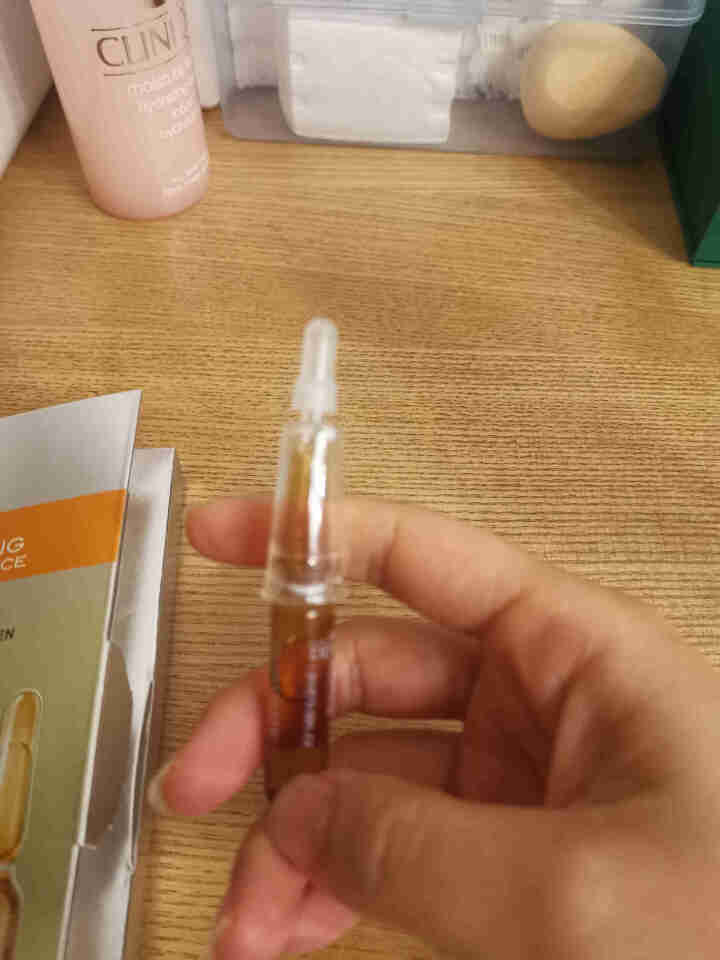 迪凯瑞 高浓缩维C安瓶精华液 VC安瓶原液 美肌白皙补水保湿修护去黄提亮 小安瓶 新娘定妆原液男女 水润活肌紧致精华1盒（1.5ML×7支）怎么样，好用吗，口碑,第3张