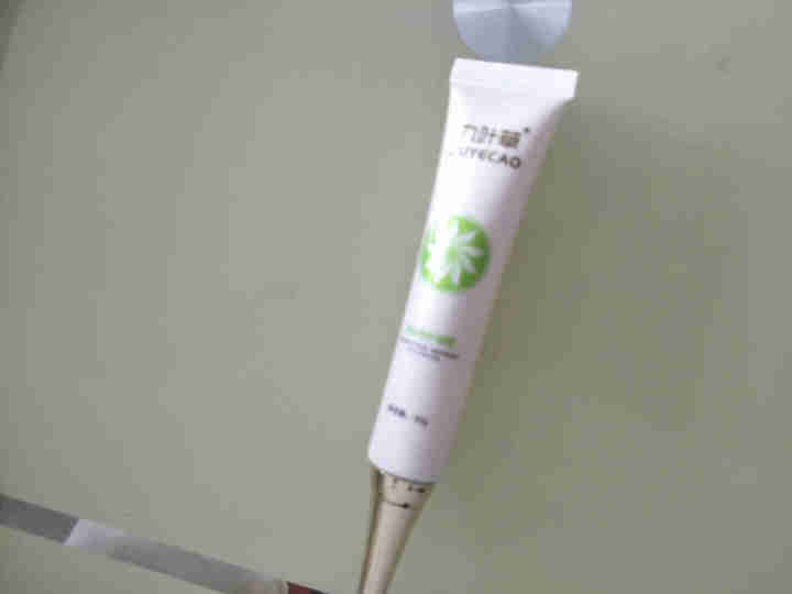 九叶草眼霜去脂肪粒淡化黑眼圈眼袋细纹鱼尾纹紧致滋润提拉紧致眼部精华化妆品产品男女可用祛皱纹 1支30g【可用一个月】怎么样，好用吗，口碑，心得，评价，试用报告,第2张