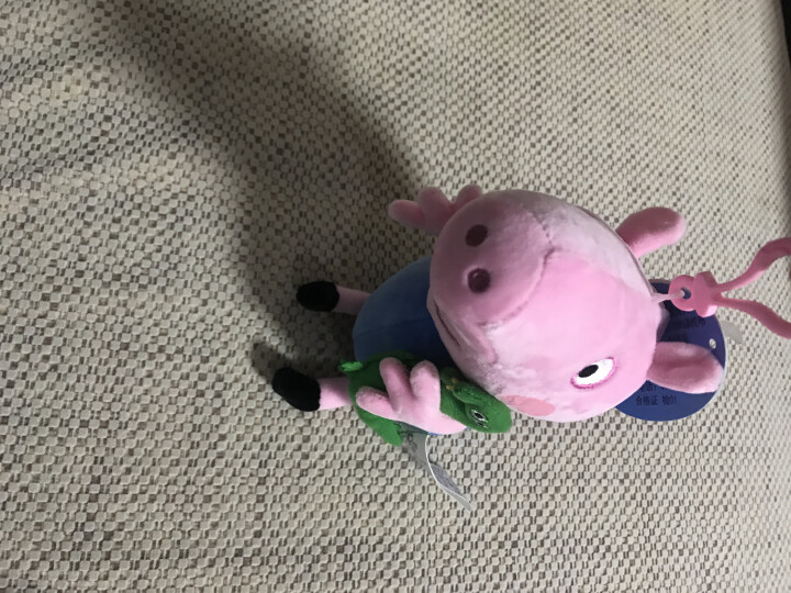 小猪佩奇 儿童PeppaPig猪男女孩抱枕布娃娃毛绒玩具可爱圣诞新年系列粉红猪 19cm乔治怎么样，好用吗，口碑，心得，评价，试用报告,第3张