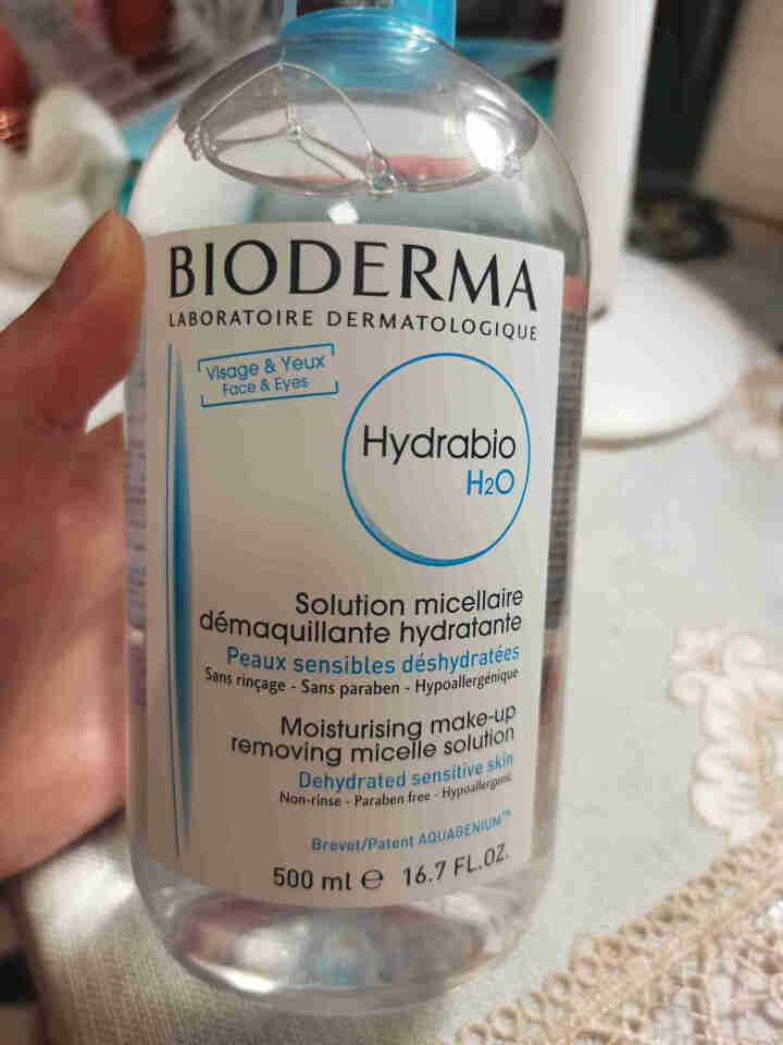 法国贝德玛（BIODERMA）润妍水润保湿洁肤液500ml （卸妆水 深层清洁 蓝水 补水焕肤 干皮 眼唇 原装进口）怎么样，好用吗，口碑，心得，评价，试用报告,第3张