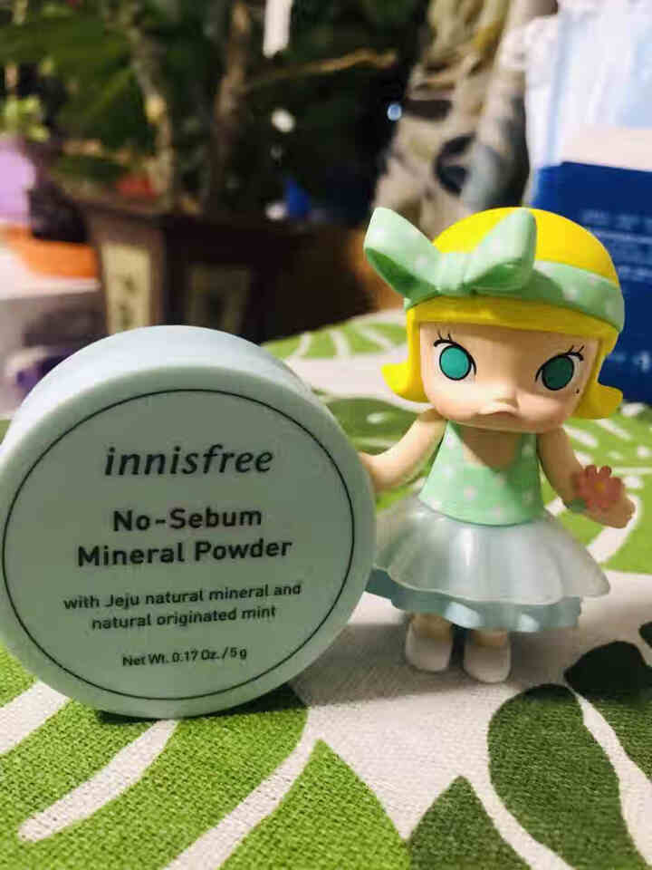 innisfree/悦诗风吟散粉控油矿物质蜜粉定妆粉自然持久防水不脱妆粉饼轻薄裸妆不浮粉 白色怎么样，好用吗，口碑，心得，评价，试用报告,第3张