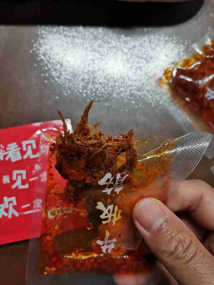 飞吖飞吖麻辣牛板筋香辣味牛肉干休闲零食独立小包装 100g 单包装怎么样，好用吗，口碑，心得，评价，试用报告,第4张