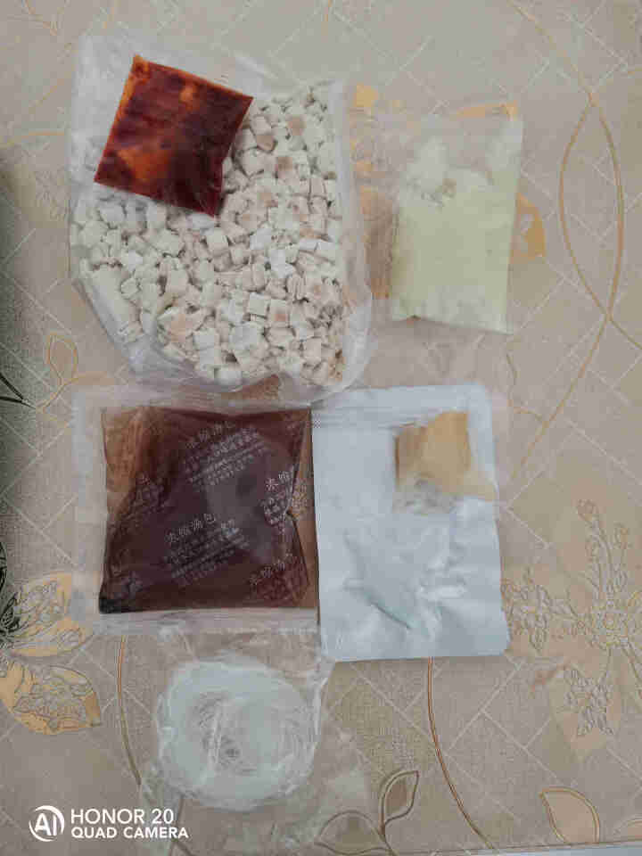 刘一泡羊肉泡馍340g/袋 陕西特产西安小吃回民街特色美食包邮 340g*1袋羊肉泡馍怎么样，好用吗，口碑，心得，评价，试用报告,第3张