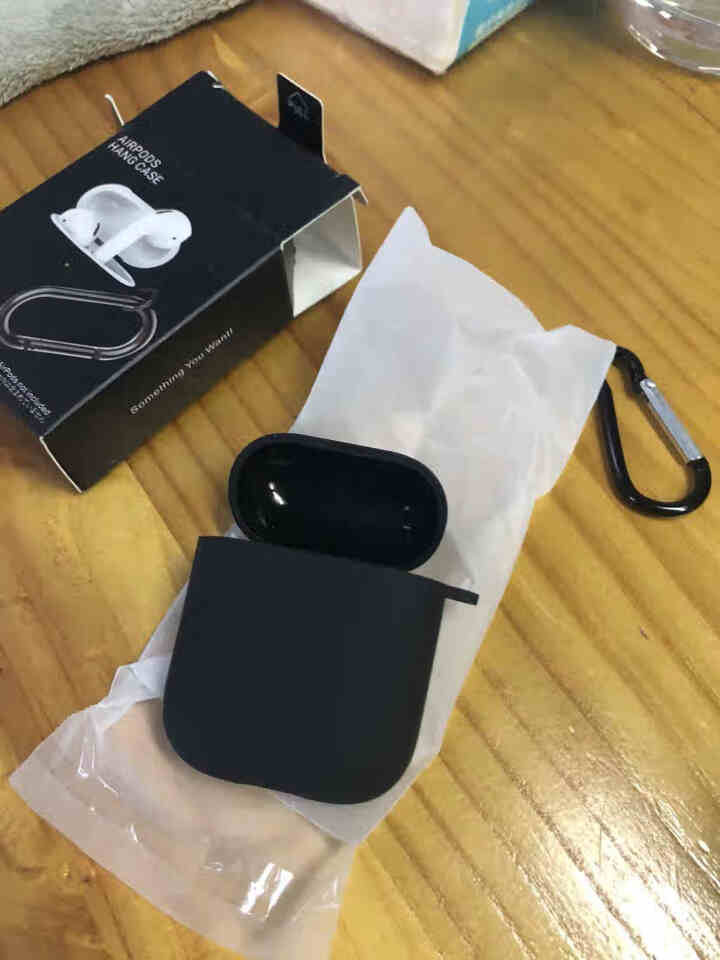 幸莎 airpods保护套1/2代通用苹果无线蓝牙耳机套airpods pro超薄液态硅胶不沾灰防丢 airpods 1/2代【暗夜黑】送挂钩怎么样，好用吗，口,第2张