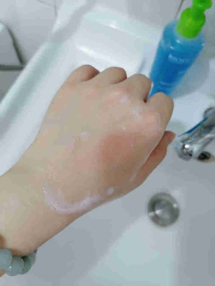 法国贝德玛（BIODERMA）净妍平衡洁肤凝胶洁面乳洗面奶200ml（温和清洁卸妆 控油收毛孔 油痘肌 低泡无皂基）怎么样，好用吗，口碑，心得，评价，试用报告,第4张