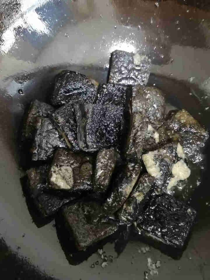 邬辣妈长沙臭豆腐生坯油炸经典黑色臭豆腐湖南特产风味豆干特色小吃休闲零食 20片【送调料包+32g响脆萝卜】怎么样，好用吗，口碑，心得，评价，试用报告,第4张