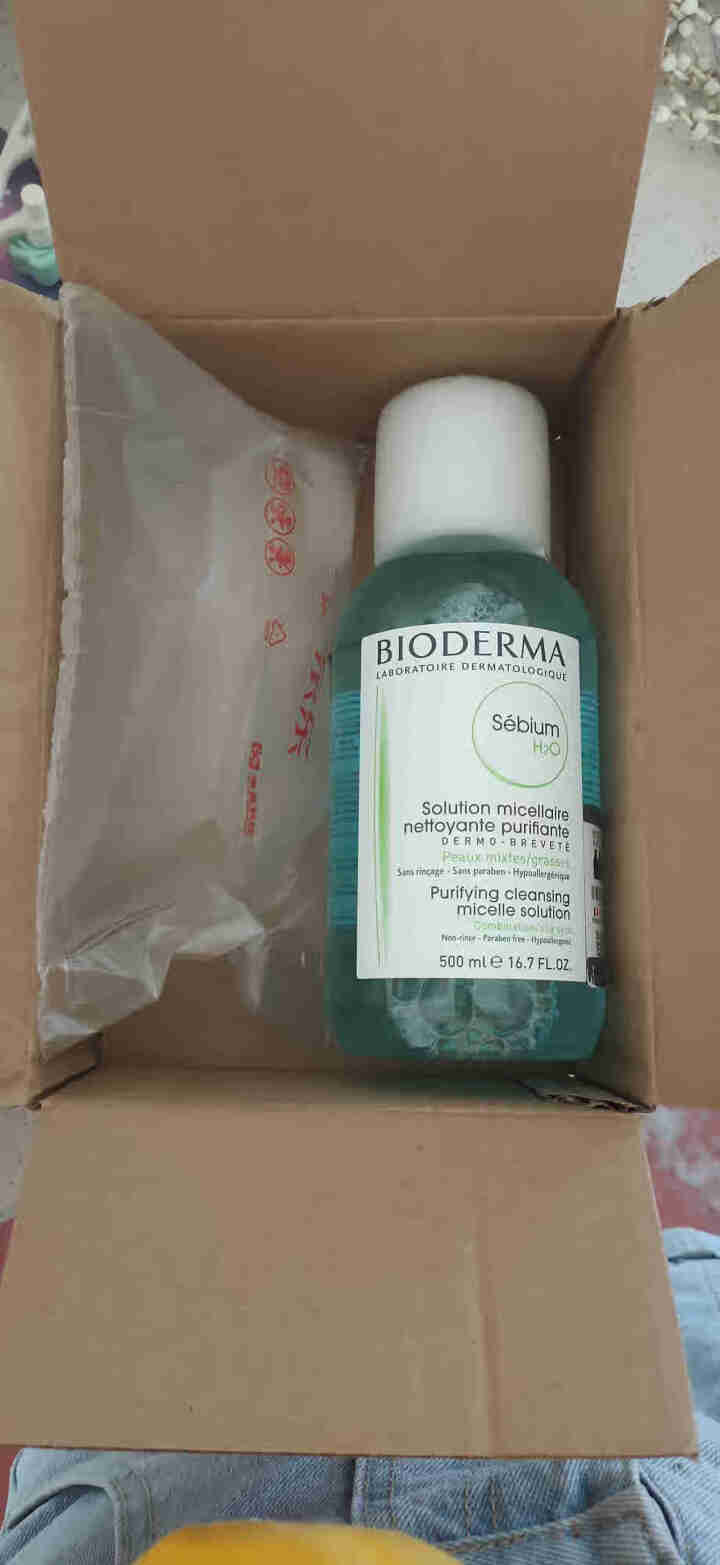 法国贝德玛（BIODERMA）净妍控油洁肤液500ml（卸妆水 深层清洁 绿水 控油补水 改善毛孔痘痘 原装进口）怎么样，好用吗，口碑，心得，评价，试用报告,第3张