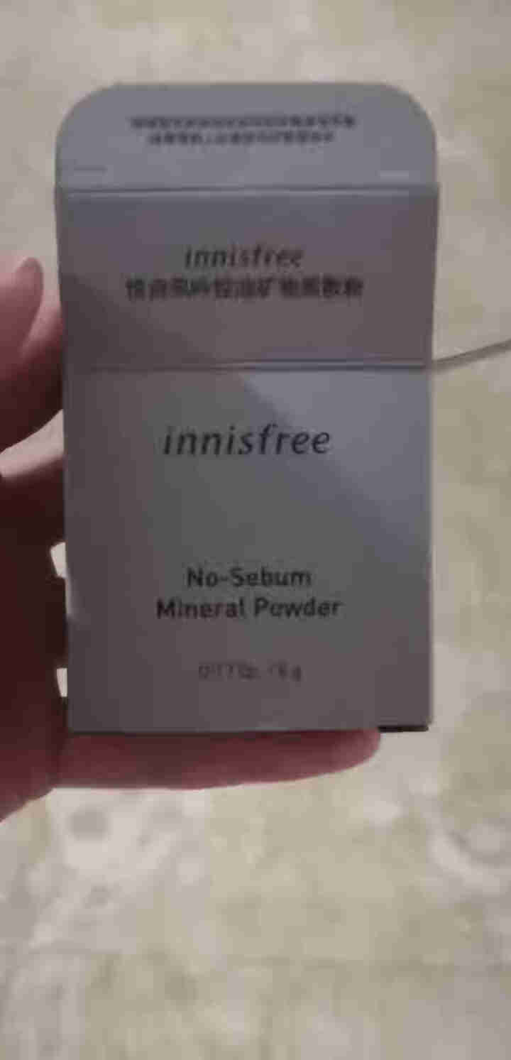 innisfree/悦诗风吟散粉控油矿物质蜜粉定妆粉自然持久防水不脱妆粉饼轻薄裸妆不浮粉 白色怎么样，好用吗，口碑，心得，评价，试用报告,第2张