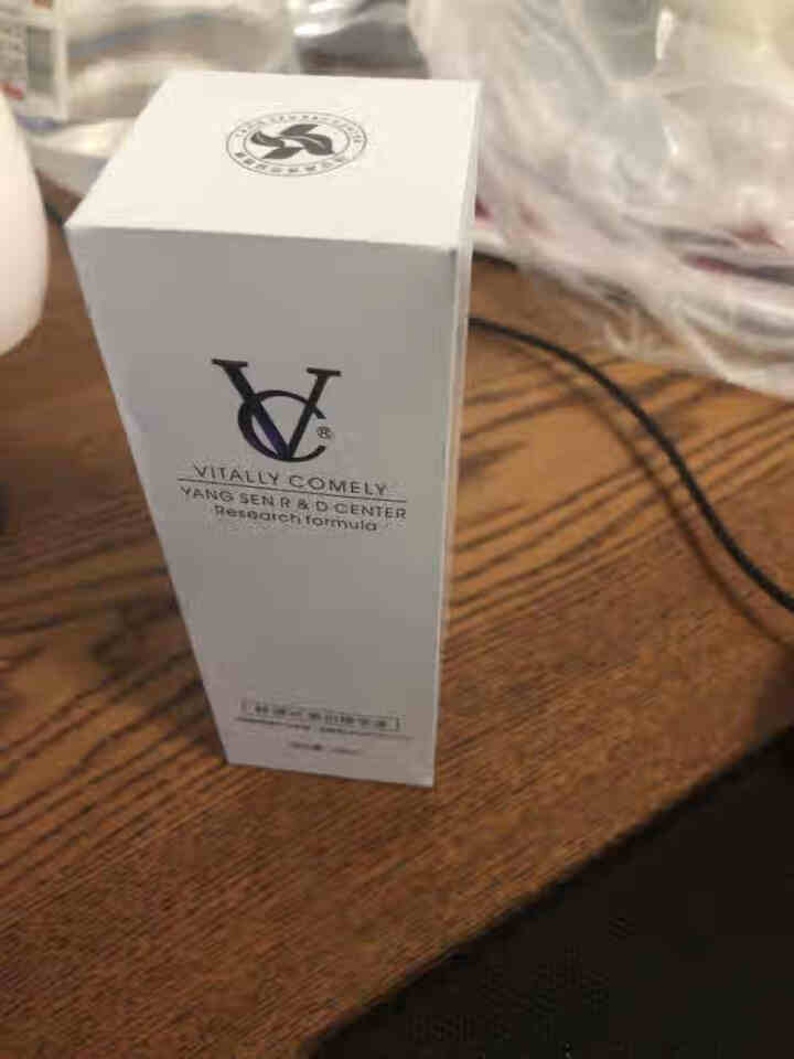 VC 美白精华液30ml（美白淡斑 改善暗哑 收缩毛孔 焕白亮肤）面部精华男女士护肤品 美白精华液30ml怎么样，好用吗，口碑，心得，评价，试用报告,第3张