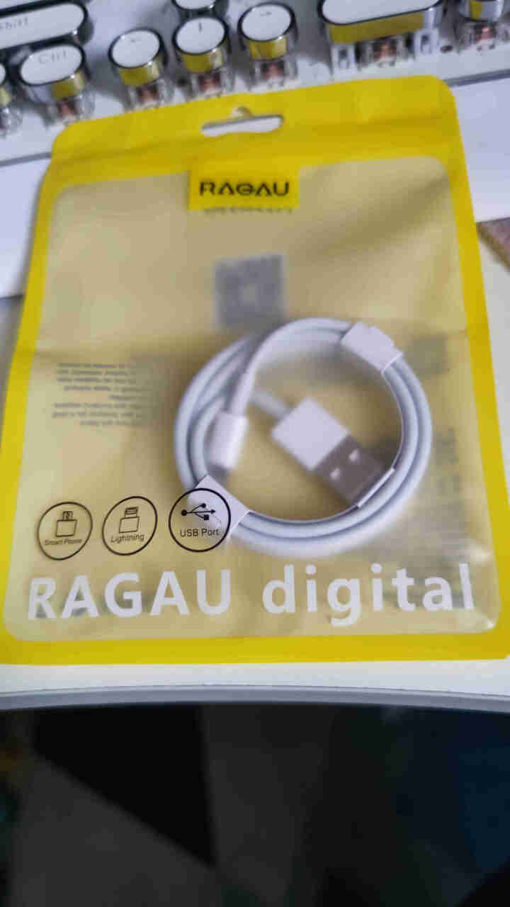 睿高（RAGAU）苹果手机闪充电数据线适用iphone5/6/7/8/xs/11promax/se2 白色*1条装怎么样，好用吗，口碑，心得，评价，试用报告,第4张