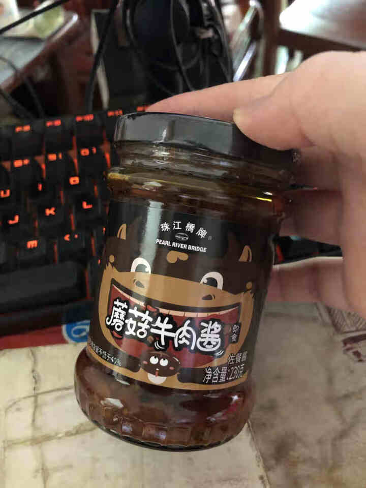 珠江桥牌 辣椒酱 蘑菇牛肉酱  香辣拌饭酱 香菇酱 辣椒拌面酱 贵州辣酱 火锅底料调味酱 广东老字号 【人气推荐】230g*2瓶怎么样，好用吗，口碑，心得，评价,第3张