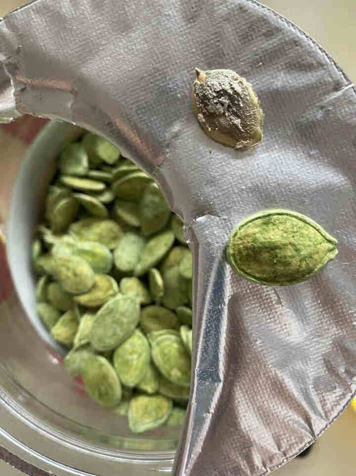 百联 农时说绿茶瓜子 炒熟白南瓜籽730g桶装 坚果炒货零食 休闲食品 过年送礼年货怎么样，好用吗，口碑，心得，评价，试用报告,第4张