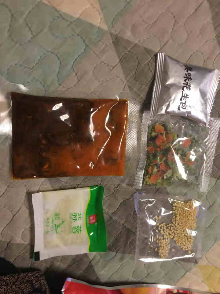 粉呆呆 麻辣流汁宽粉带料包 甘肃定西土豆宽粉 螺霸王酸辣螺蛳粉白家陈记马铃薯粉条 速食宽粉 粉呆呆流汁宽粉 271g*1袋怎么样，好用吗，口碑，心得，评价，试用,第4张