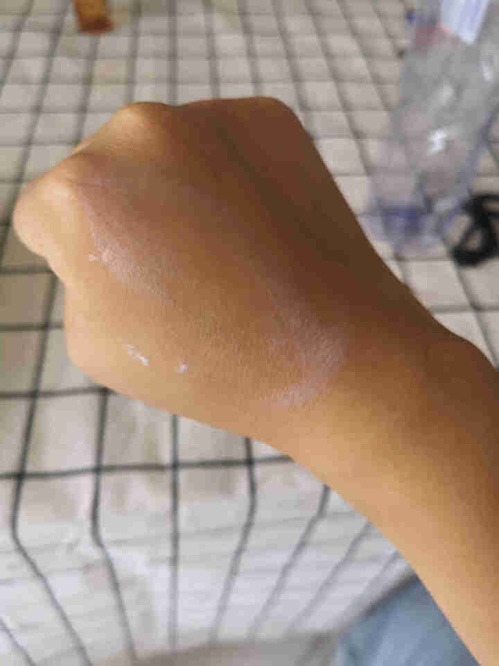 薇诺娜15g清透防晒乳SPF48PA+++（敏感肌肤防晒乳霜女 轻薄透气高倍防晒）怎么样，好用吗，口碑，心得，评价，试用报告,第4张