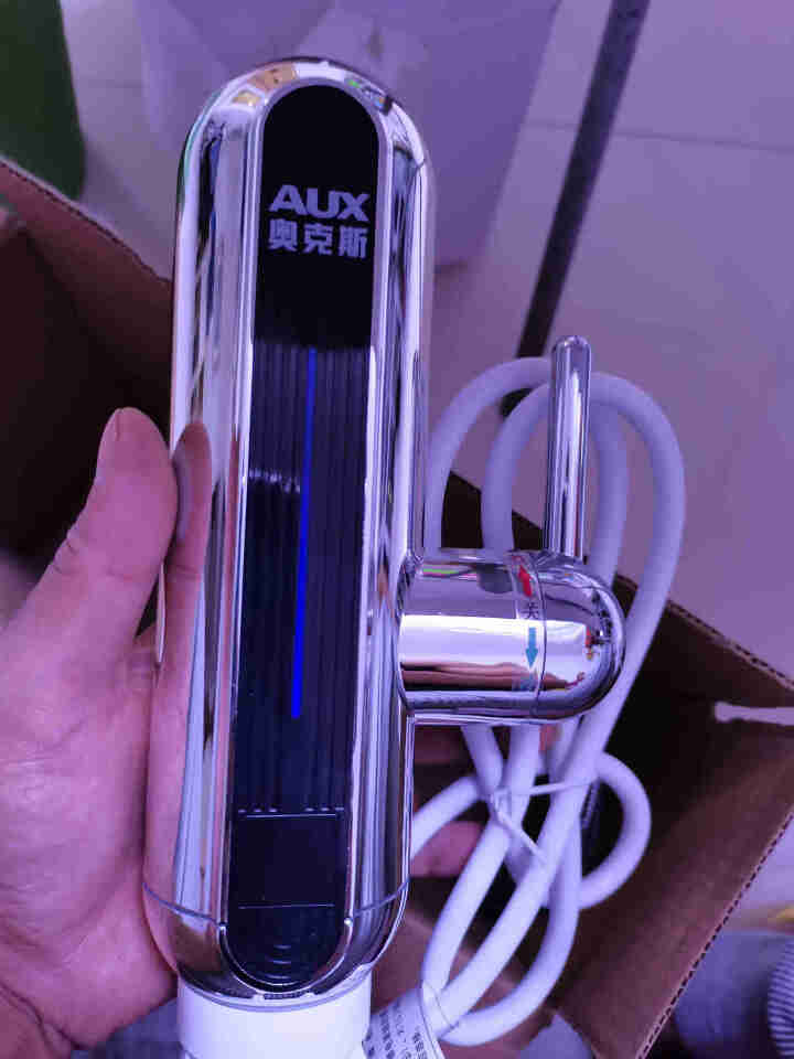 奥克斯（AUX）电热水龙头速热即热式加热厨房快速过水热电热水器下进水小厨宝卫生间冷热两用自来水加热器 电镀竖款+漏保插头怎么样，好用吗，口碑，心得，评价，试用报,第4张