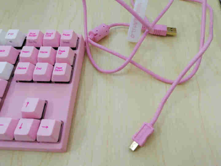 阿米洛（Varmilo） 樱花机械键盘有线蓝牙108键cherry樱桃轴游戏办公键盘送礼女生少女心 樱花有线87键（VA87M） 德国cherry茶轴怎么样，好,第3张