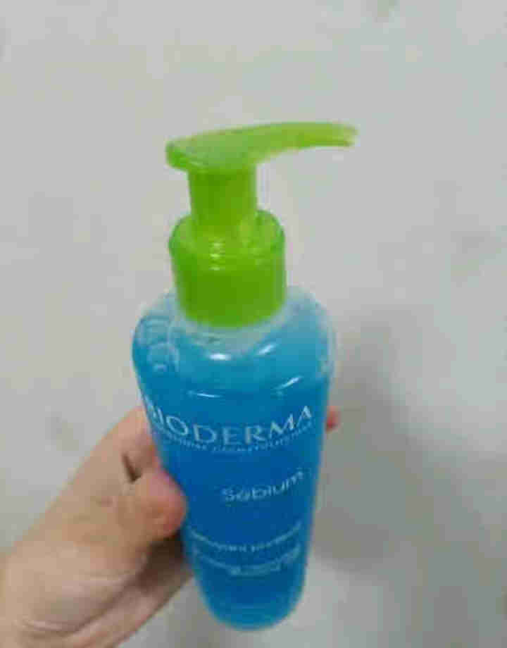 法国贝德玛（BIODERMA）净妍平衡洁肤凝胶洁面乳洗面奶200ml（温和清洁卸妆 控油收毛孔 油痘肌 低泡无皂基）怎么样，好用吗，口碑，心得，评价，试用报告,第2张