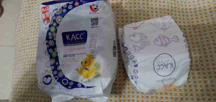 【成都发货】正品KACC6.0升级版享薄无粘贴纸尿片绵柔透气全芯体婴儿宝宝无腰贴纸尿片 旅行装M号9片怎么样，好用吗，口碑，心得，评价，试用报告,第2张