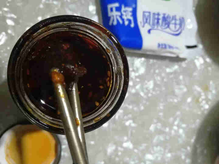 味青春辣椒酱 调味酱下饭菜牛肉酱 烧烤酱炒菜拌饭拌面 香辣牛肉230g【中辣】爆款怎么样，好用吗，口碑，心得，评价，试用报告,第4张