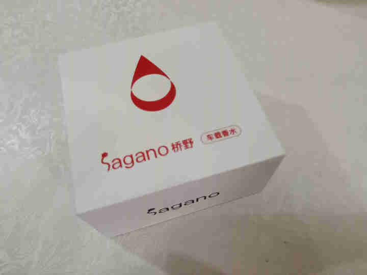 桥野（sagano）汽车香水 车载香水座式高档摆件豪华固体香膏车用座垫挂件出风口持久清香男女士通用 红色高档升级款【赠2瓶浓香型香水】怎么样，好用吗，口碑，心得,第4张