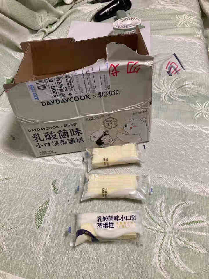 DayDayCo日日煮 乳酸菌小口袋蒸蛋糕420g/箱 营养早餐食品 手撕夹心蛋糕 休闲零食小吃怎么样，好用吗，口碑，心得，评价，试用报告,第3张